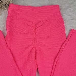 Butt Lifting Leggings [SIZE SMALL]‎